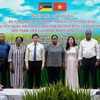 Mozambican guests visits Mekong Delta rice research institute