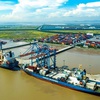 Vietnam posts 764 million USD in trade surplus in seven months