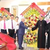 Front leader extends Christmas greetings to Xuan Loc Diocese
