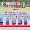 Breakthrough for Nui Vung Tunnel on Cam Lam-Vinh Hao Expressway