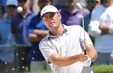 Scottie Scheffler dẫn đầu sau vòng 3 giải golf Charles Schwab Challenge