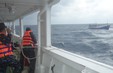 Cứu nạn tàu cá bị nạn trên biển trong điều kiện sóng to gió lớn