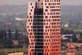 https://vtv1.mediacdn.vn/thumb_w/630/Uploaded/vananh/2014_05_28/140519120638-skyscraper-award-2013-9-az-tower-copyright-wayne-hopkins-vertical-gallery.jpg