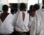 Bị triệt sản, 5 phụ nữ nhiễm HIV kiện Chính phủ Kenya