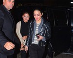 Selena Gomez hẹn hò ăn tối với Vanessa Hudgens