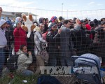 Israel xây dựng tường rào biên giới ngăn người di cư