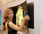 LG khẳng định đẳng cấp với TV OLED mỏng hơn cả smartphone