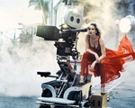 Jennifer Lawrence khoe thân hình hoàn hảo trên Vanity Fair