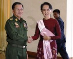 Quân đội Myanmar cam kết hợp tác với Chính phủ mới