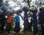 Bangladesh chặn người Rohingya định vượt biên