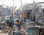 Hỏa hoạn dữ dội tại khu tị nạn Iraq, 70 căn lều bị thiêu rụi