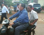 Thủ tướng Campuchia bị phạt vì... không đội mũ bảo hiểm