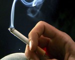California, Mỹ tăng độ tuổi được phép hút thuốc lá
