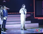 Nhã Phương giành cúp VTV Awards lần 2 với Zippo, mù tạt và em