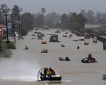 Ít nhất 28 người thiệt mạng do bão tại Houston, Mỹ