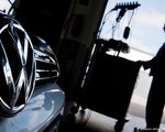 Volkswagen tiếp tục 'gặp họa' vì bê bối khí thải