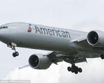 Máy bay American Airlines rơi vào vùng nhiễu loạn khí, 10 người bị thương