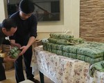 Cộng đồng người Việt tại Odessa gói bánh chưng đón năm mới