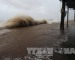 Hoàn lưu bão số 13 gây thời tiết xấu trên biển