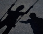 Australia cấm tội phạm ấu dâm du lịch ra nước ngoài