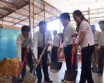 Hội người Việt tại Campuchia xây trường cho con em Việt kiều