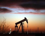 Giá dầu WTI tăng lên mức cao nhất trong 2 năm rưỡi