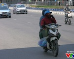 Hà Nội cấm xe máy, thu thêm phí ô tô: Phí chồng phí?