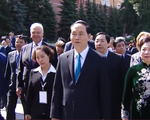 Chủ tịch nước dâng hoa Tượng đài Chủ tịch Hồ Chí Minh tại Liên bang Nga