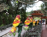 Đoàn Văn phòng Quốc hội dâng hương tại nghĩa trang liệt sỹ ngã ba Đồng Lộc