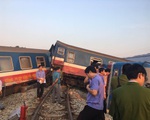 Thông tuyến đường sắt Bắc - Nam sau tai nạn tàu hỏa đâm xe ben