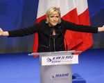 Lãnh đạo đảng Cực hữu tranh cử Tổng thống Pháp