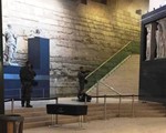 Kẻ tấn công ở Bảo tàng Louvre muốn gây ra vụ khủng bố