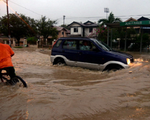 Lũ lụt tại Malaysia, 2.000 người mất nhà cửa