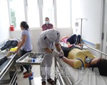 Bến Tre: 38 công nhân nhập viện nghi do ngộ độc thực phẩm