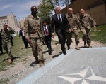Bộ trưởng Quốc phòng Mỹ bất ngờ thăm Afghanistan