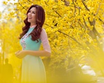 Hoa hậu biển Nguyễn Thị Loan duyên dáng khoe sắc bên mai vàng