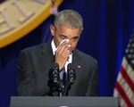 Ông Obama rơi nước mắt nói lời cảm ơn vợ trước đám đông