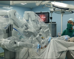 Lần đầu tiên phẫu thuật bằng robot bướu tiền liệt tuyến ác tính
