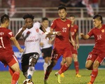 CLB TP Hồ Chí Minh đánh bại CLB Long An trong trận đấu nhiều tranh cãi, hài hước