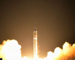 Triều Tiên công bố hình ảnh tên lửa Hwasong-15