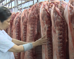 Lò mổ ngừng hoạt động, tiểu thương chợ Hóc Môn không có thịt lợn để bán
