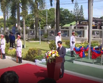 Lào thượng cờ kỷ niệm 50 năm thành lập ASEAN