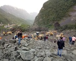 Hơn 100 người bị vùi lấp do lở núi ở Trung Quốc
