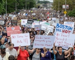 Hàng nghìn người Mỹ tuần hành phản đối phân biệt chủng tộc