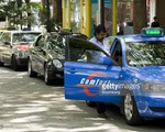 Hãng taxi Singapore thiệt hại 370 triệu USD do chờ hợp đồng làm ăn với Uber