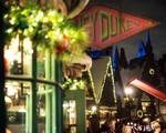 Trải nghiệm Giáng sinh kiểu Harry Potter tại phim trường Universal, Mỹ