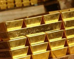 Giá vàng thế giới giảm sâu về mức thấp nhất 8 tuần
