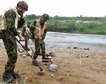 Hàn Quốc, Triều Tiên bắt đầu dỡ bỏ mìn ở khu vực phi quân sự