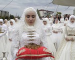 Tổ chức đám cưới tập thể với 200 cặp đôi tại Nga