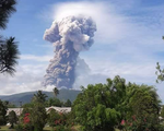 Núi lửa phun trào tại đảo Sulawesi, Indonesia